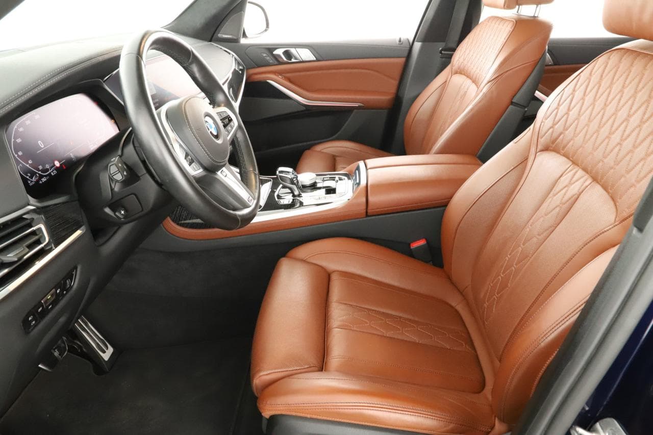 2022 BMW X7 - 13