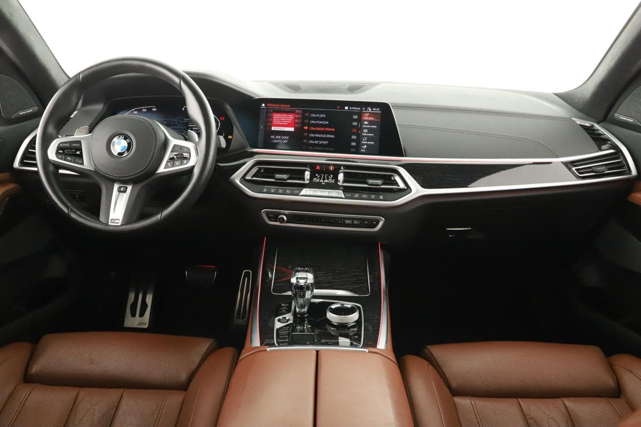 2022 BMW X7 - 9