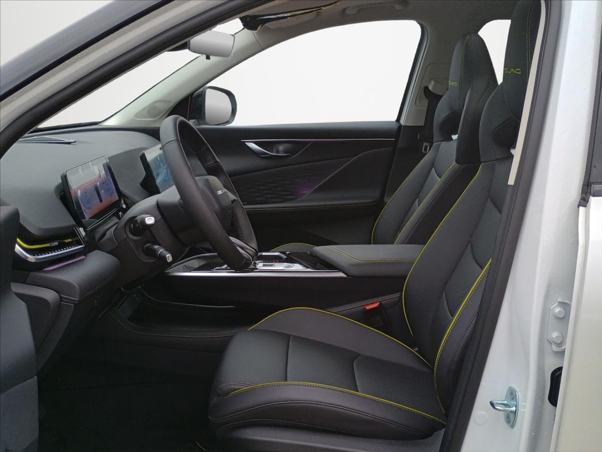 2025 BAIC X55 - 18