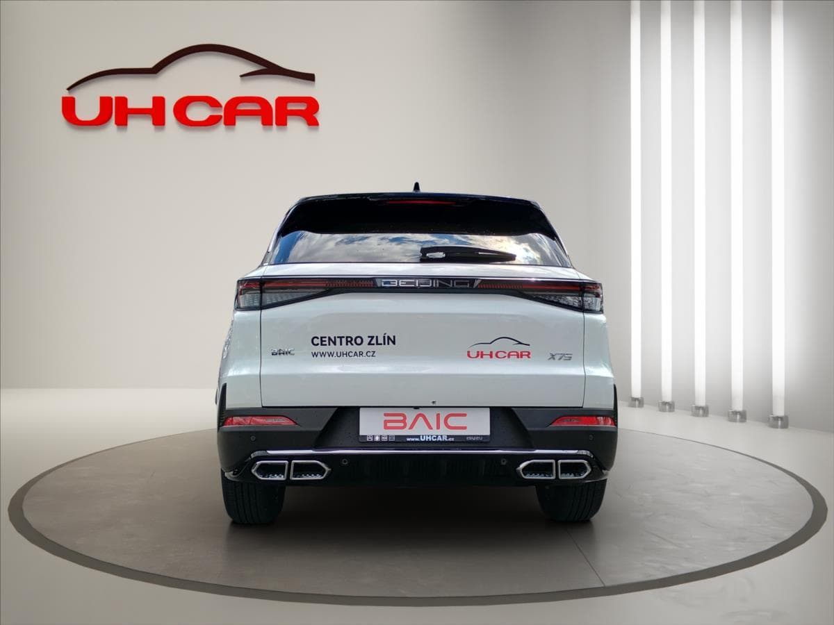 2025 BAIC X7 - 7