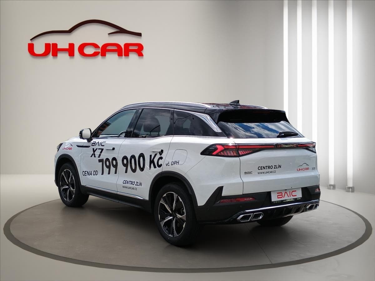 2025 BAIC X7 - 8