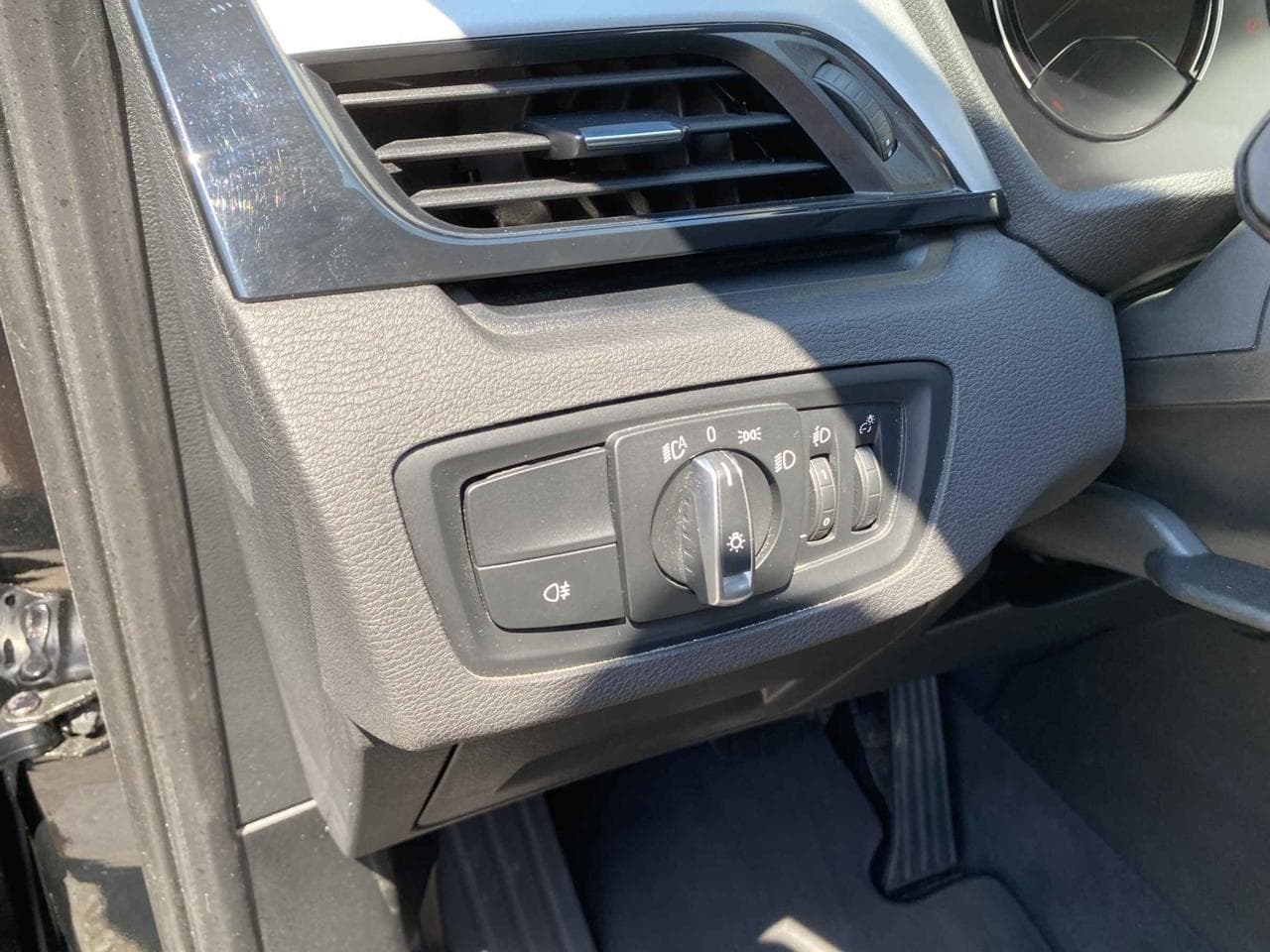 2021 BMW X1 - 15