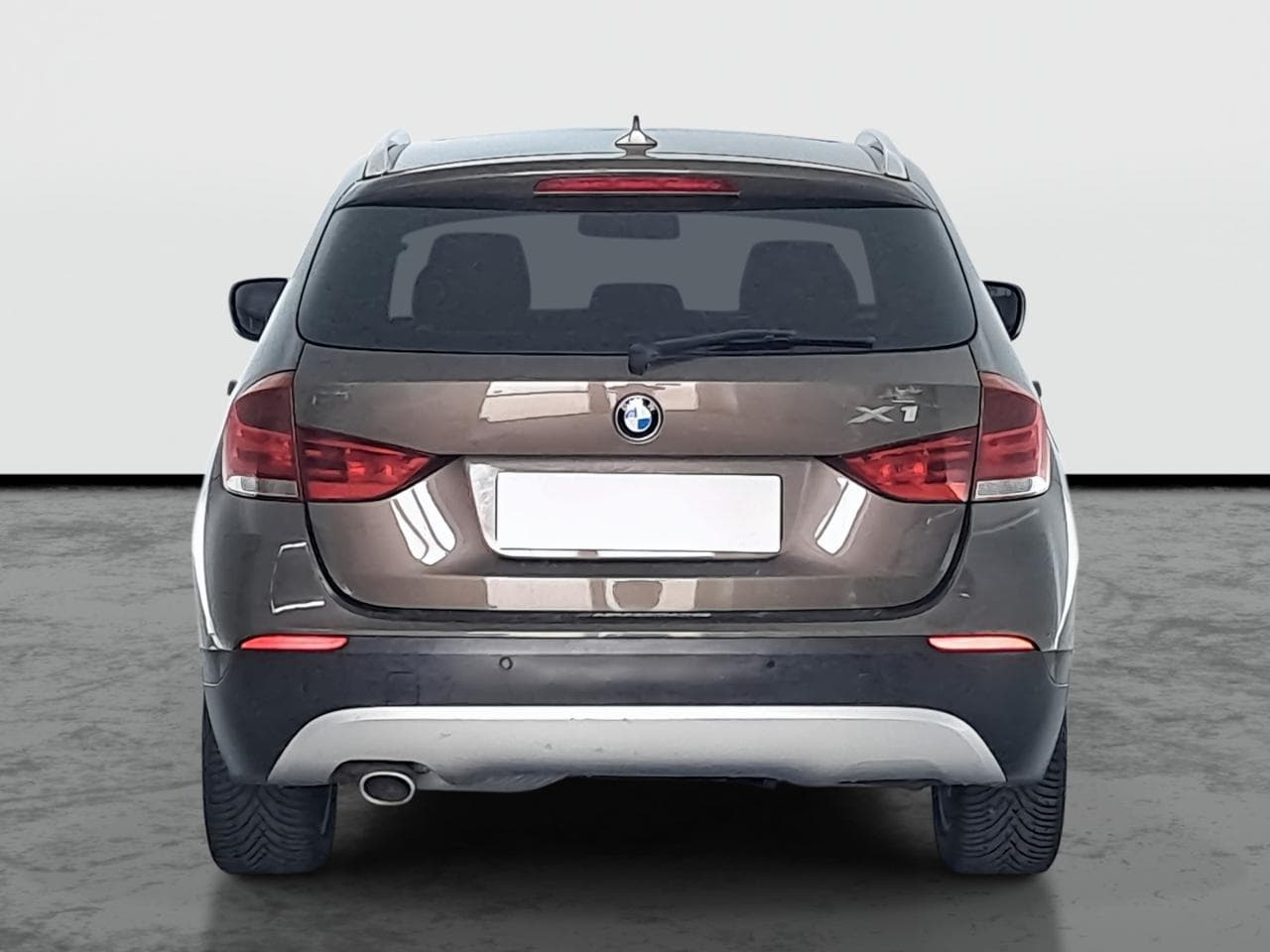 2010 BMW X1 - 10
