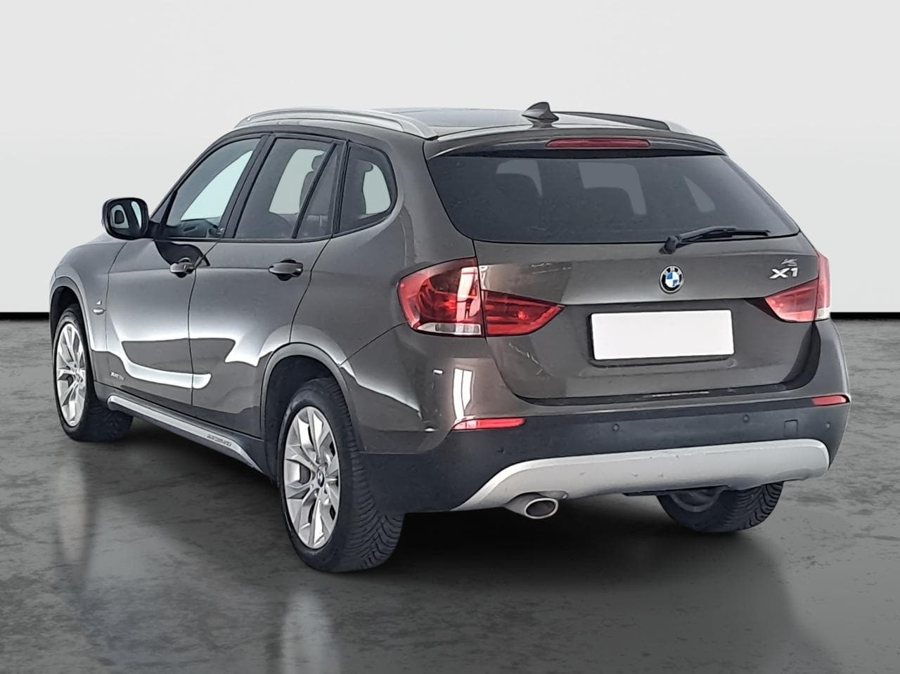 2010 BMW X1 - 8