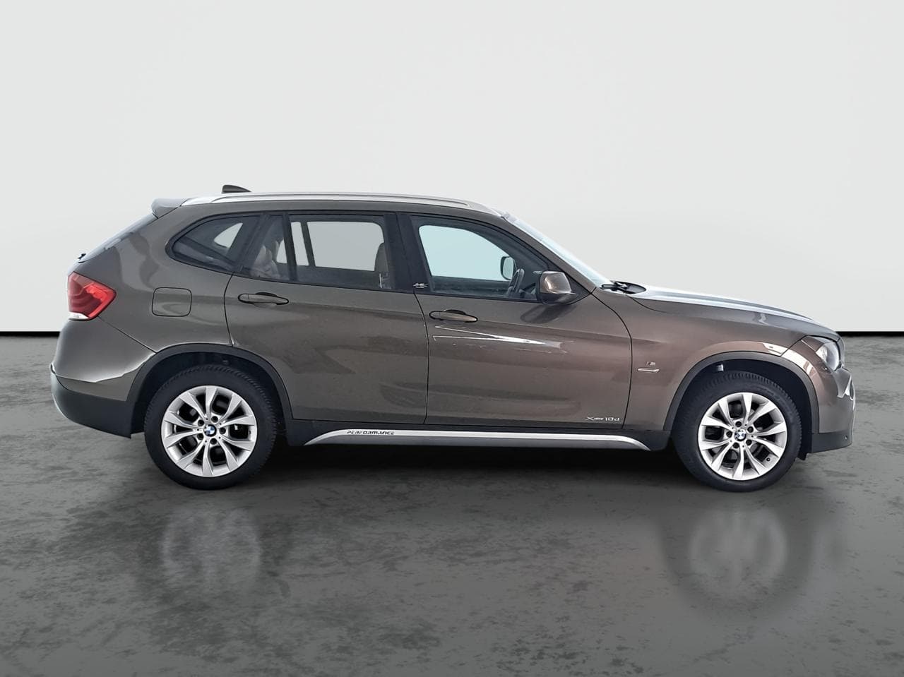 2010 BMW X1 - 13