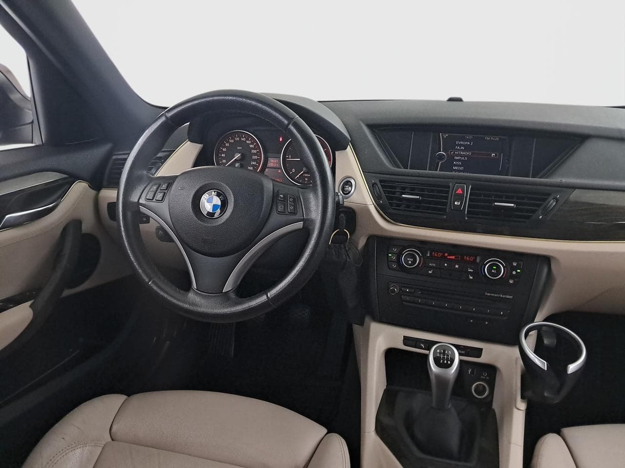 2010 BMW X1 - 15