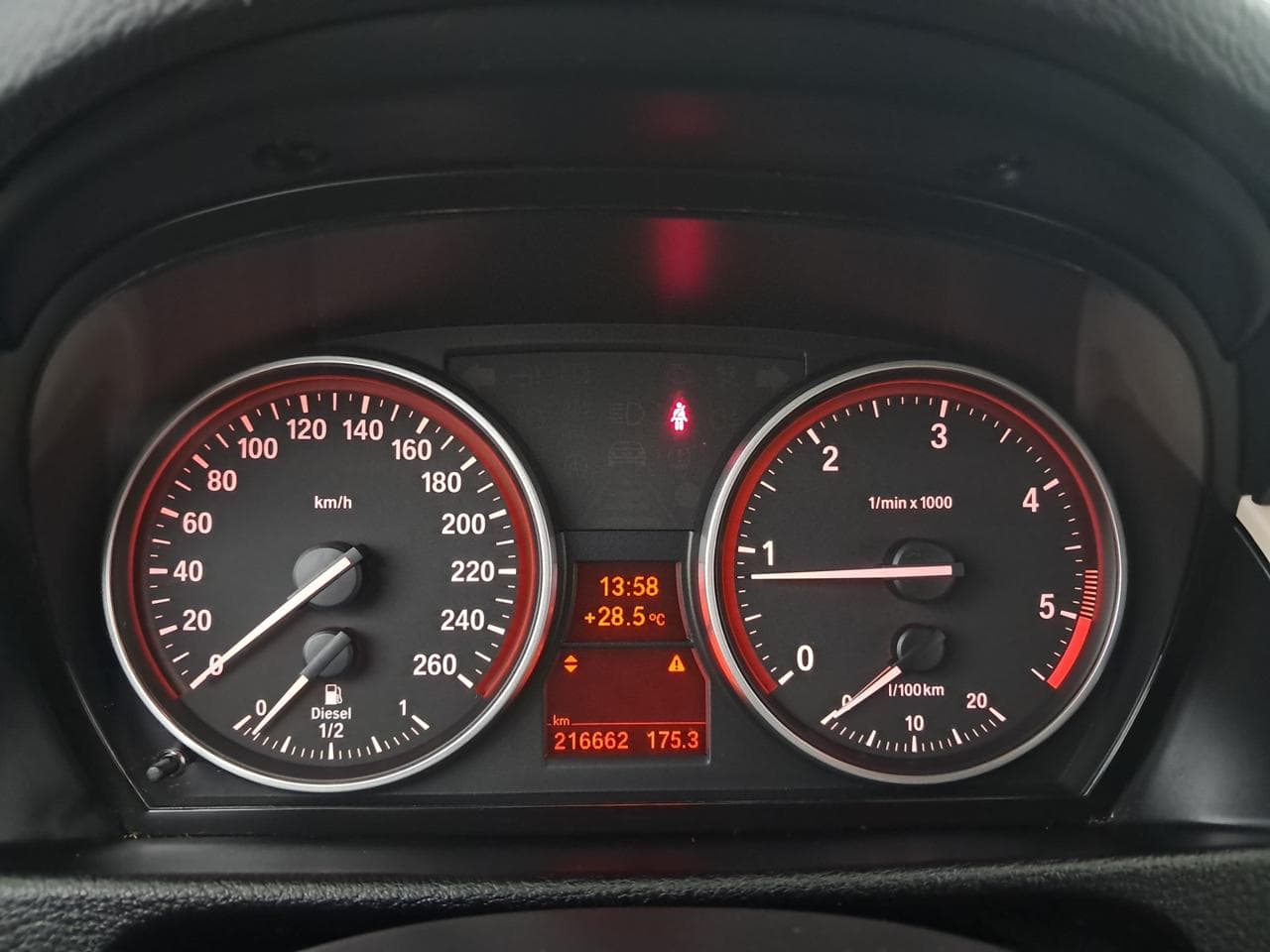 2010 BMW X1 - 30