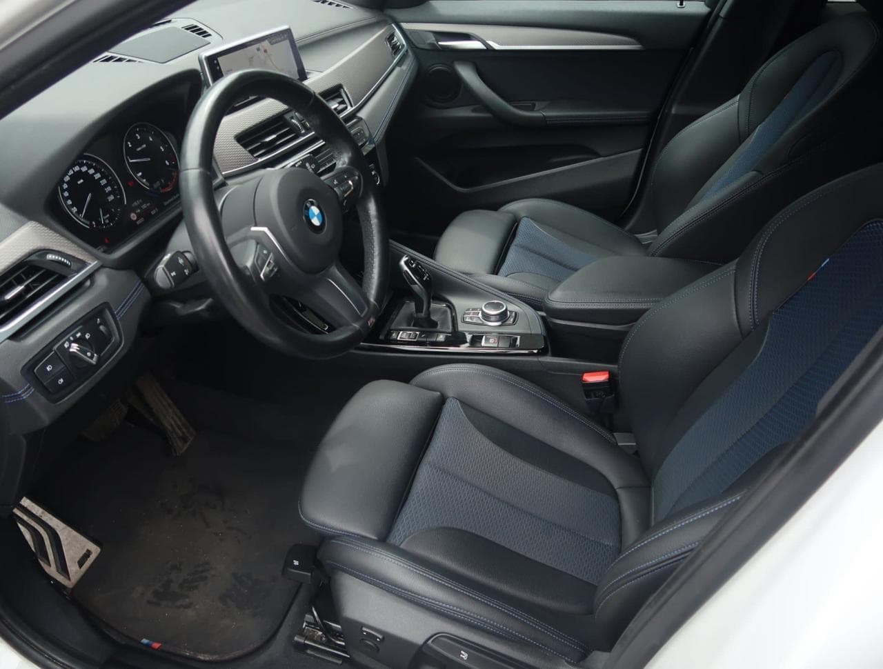 2019 BMW X2 - 16
