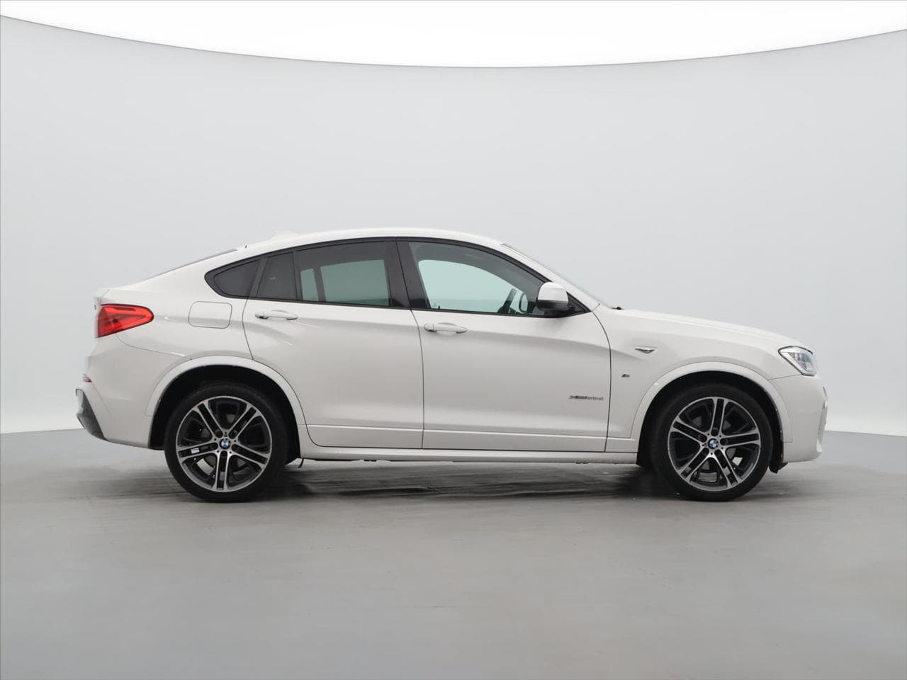 2015 BMW X4 - 8