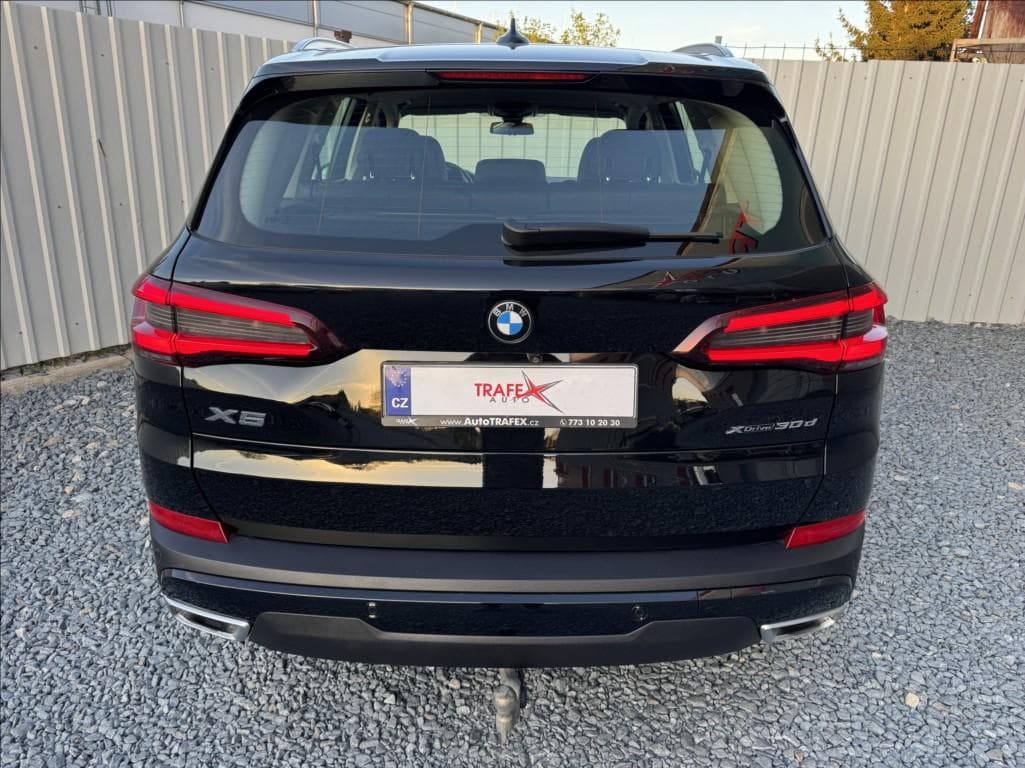 2021 BMW X5 - 11