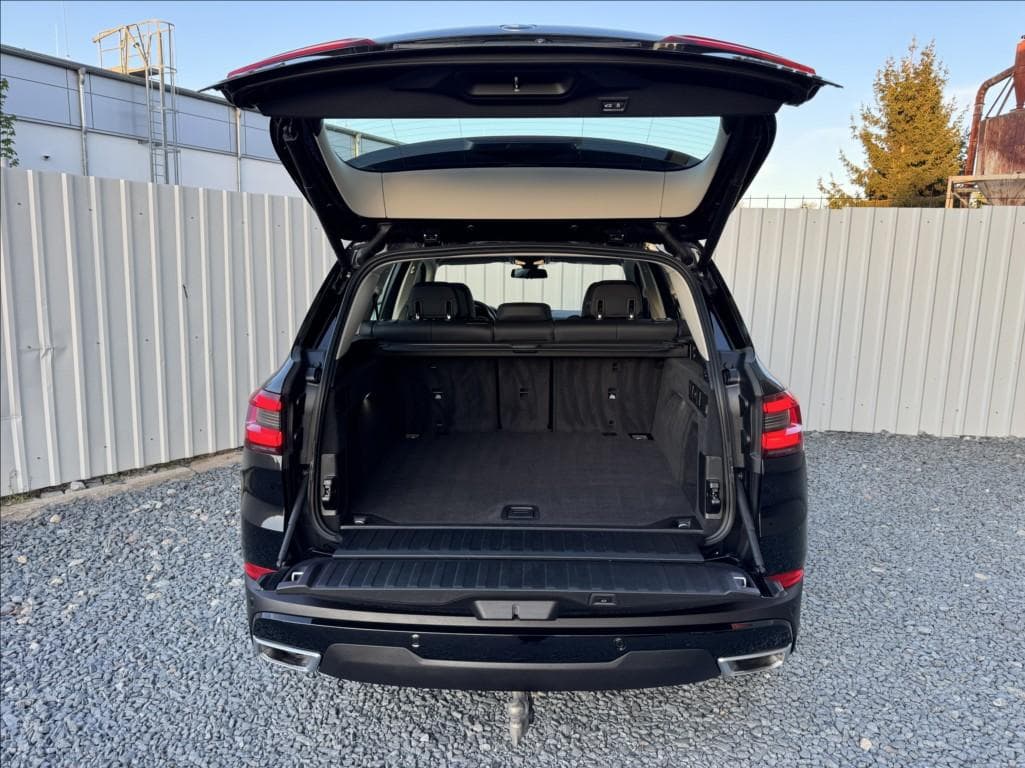 2021 BMW X5 - 12