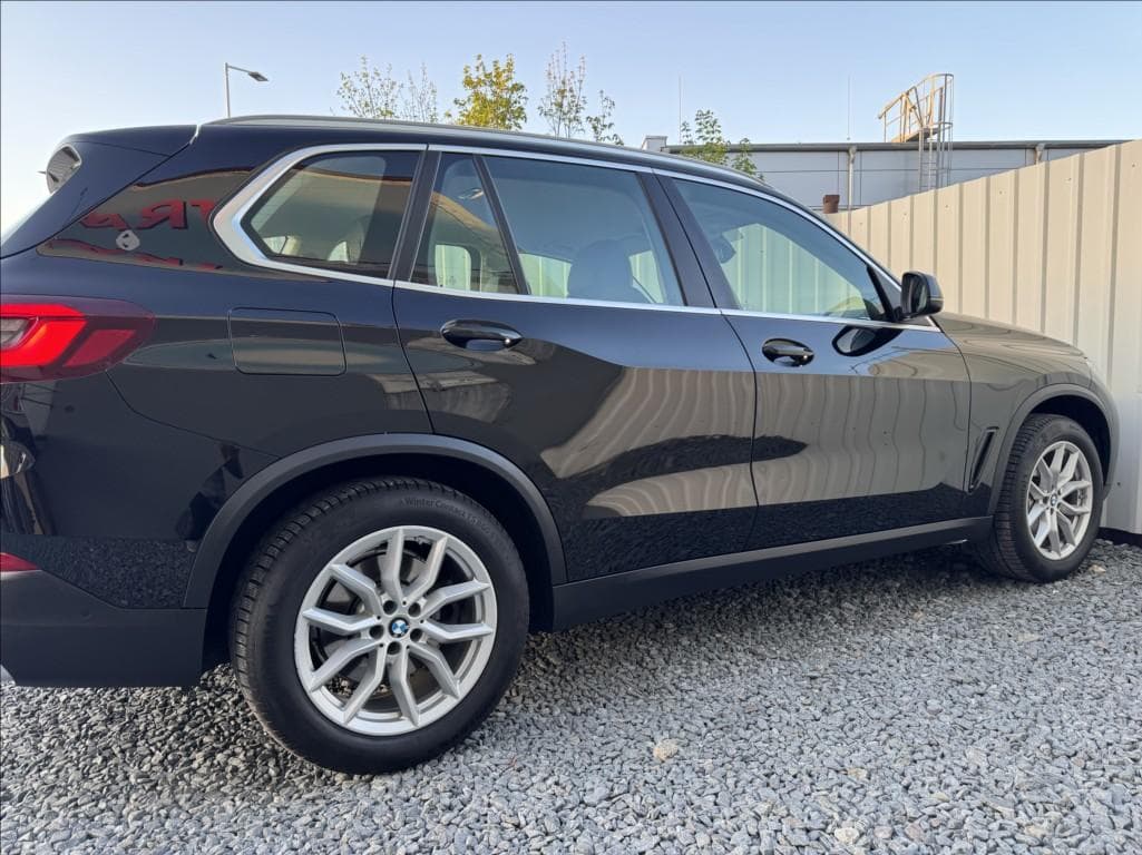 2021 BMW X5 - 17