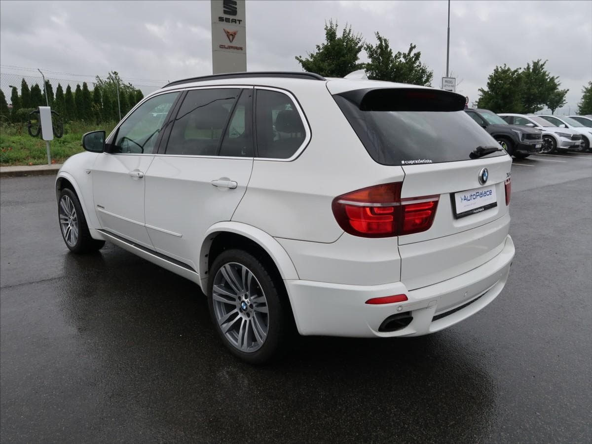 2010 BMW X5 - 8