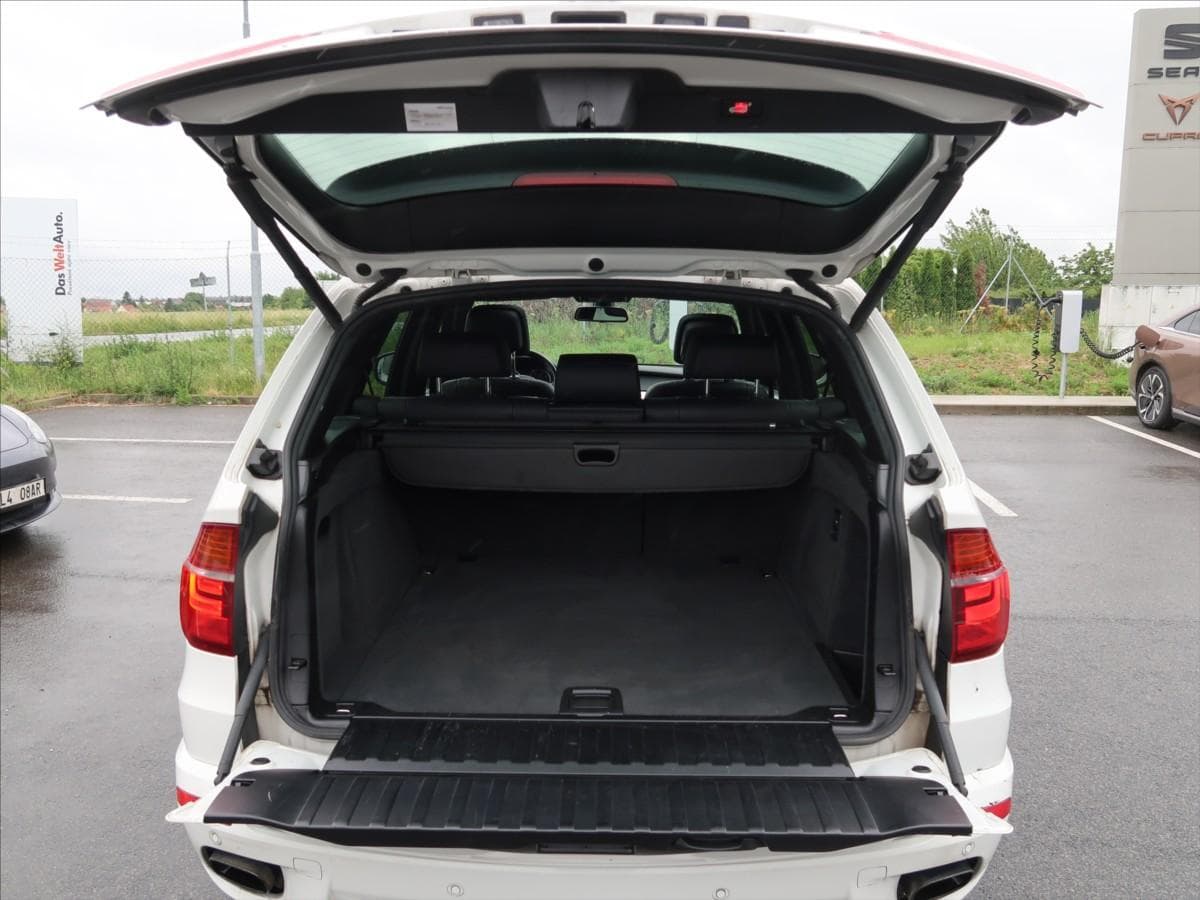 2010 BMW X5 - 20