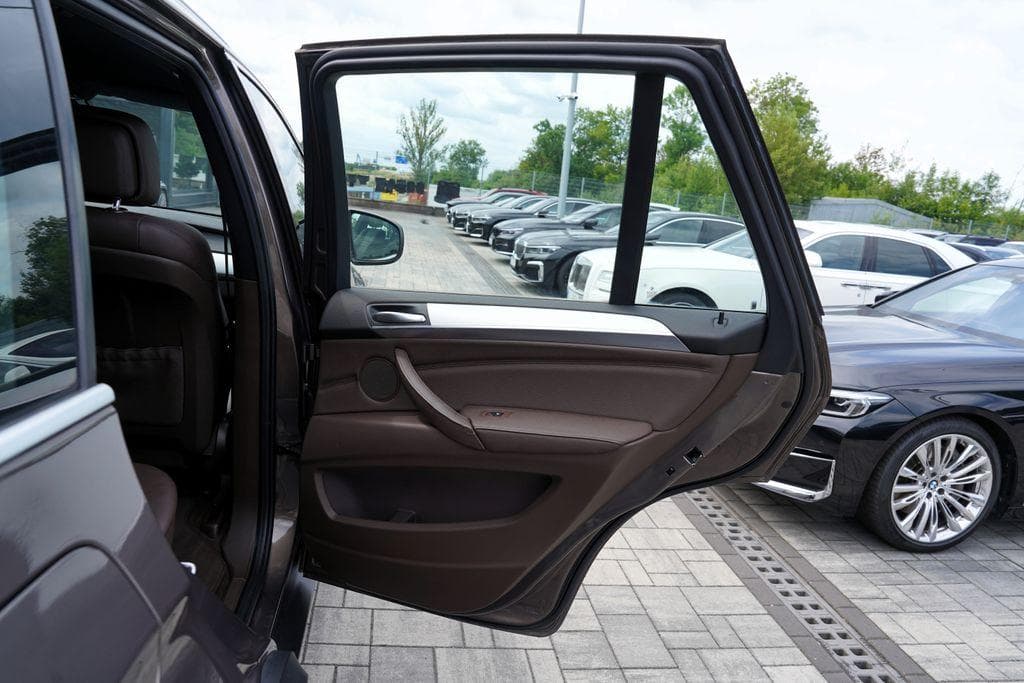 2011 BMW X5 - 20