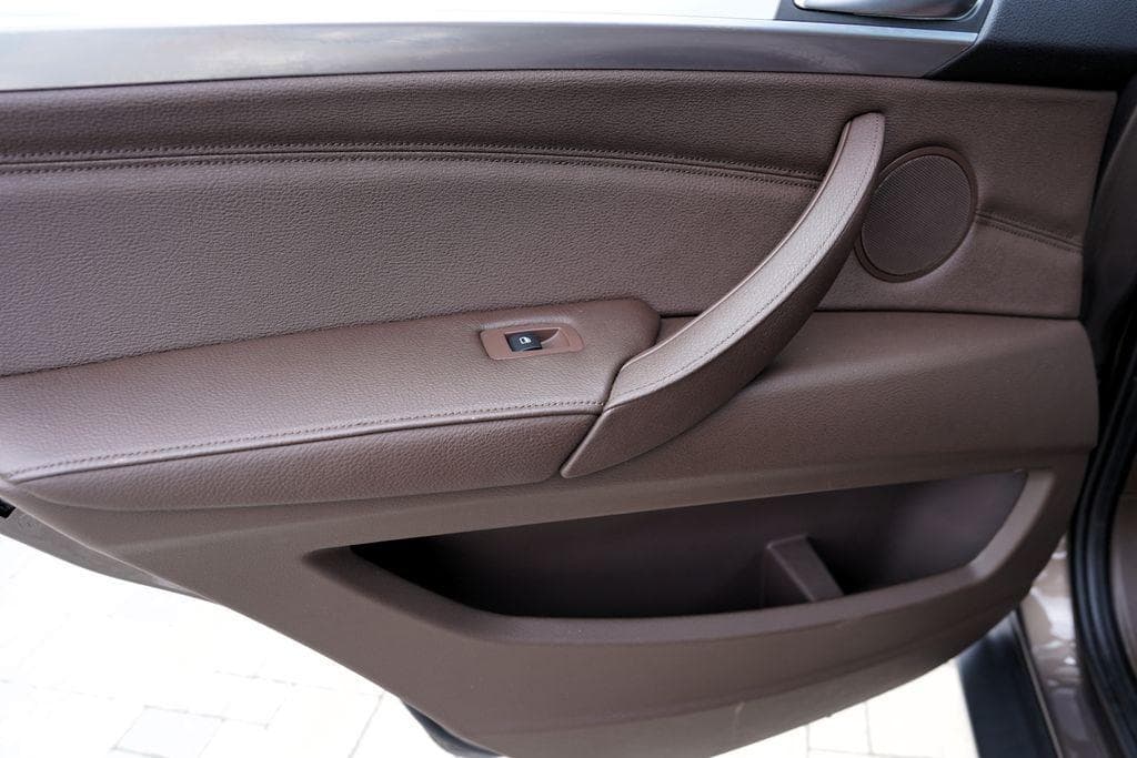 2011 BMW X5 - 19