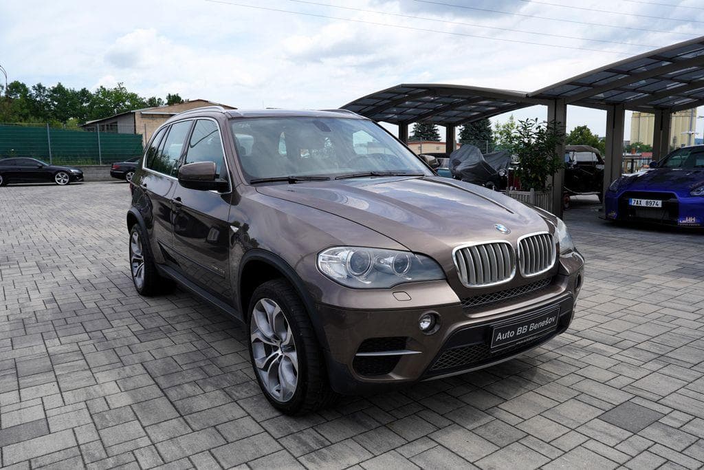 2011 BMW X5 - 8