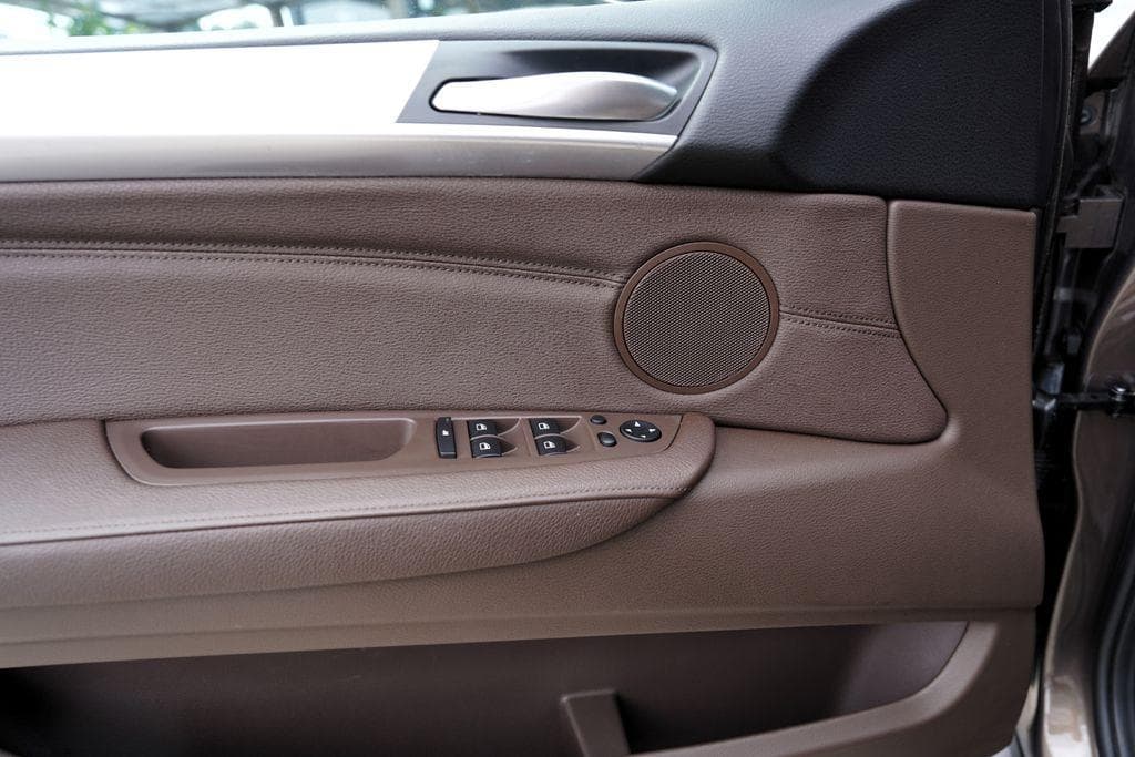 2011 BMW X5 - 17