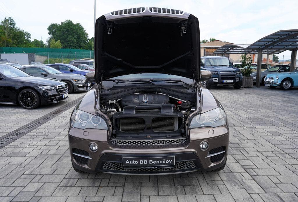 2011 BMW X5 - 9