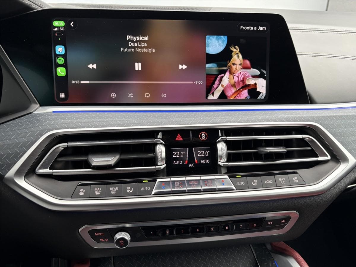 2021 BMW X6 - 18