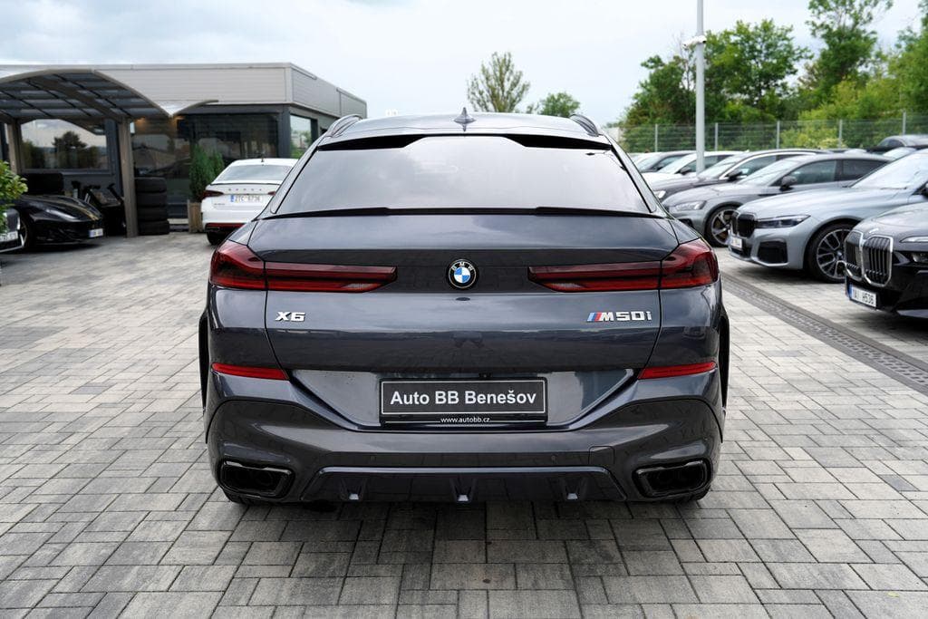 2020 BMW X6 - 5
