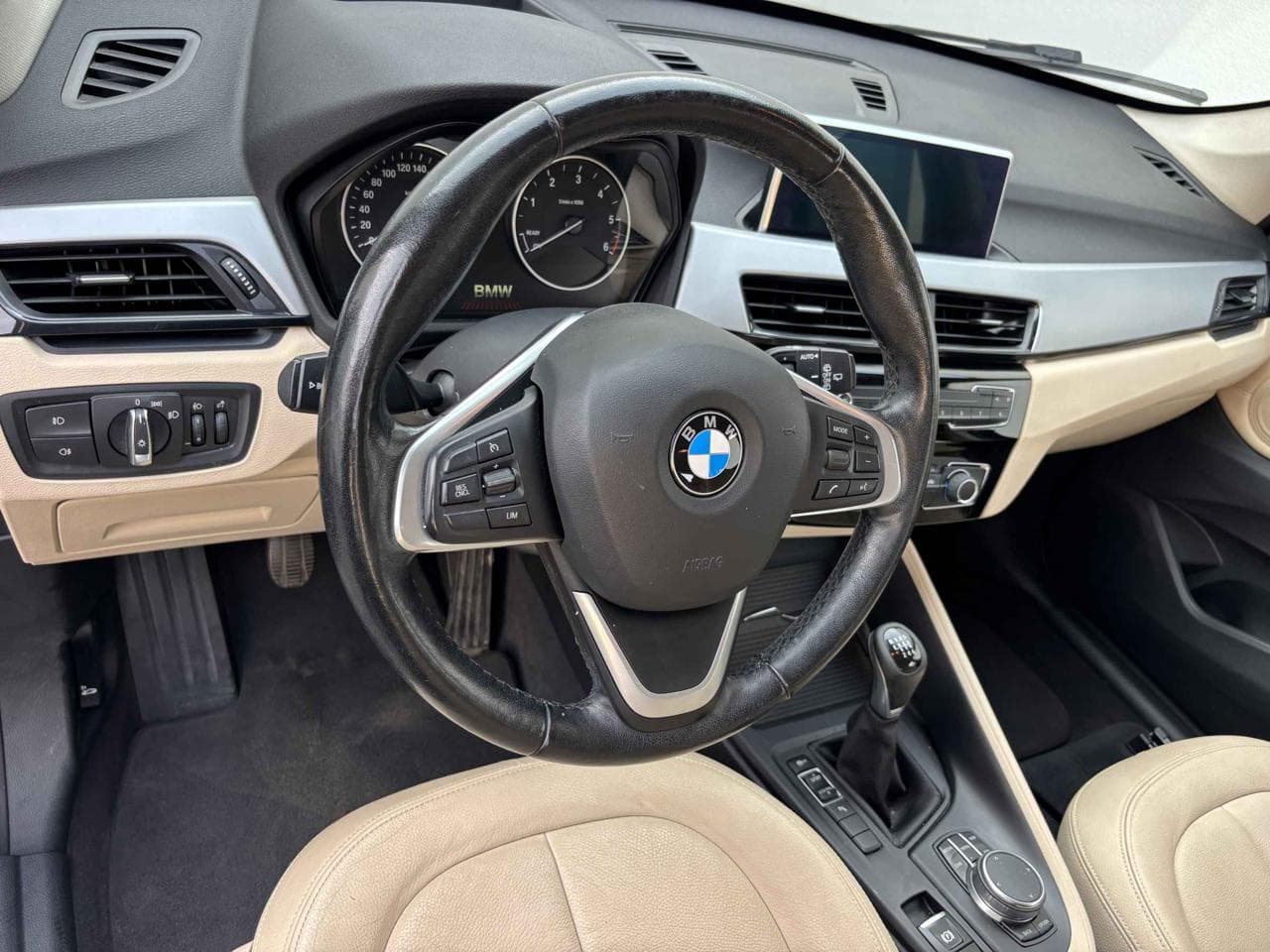 2018 BMW X1 - 23