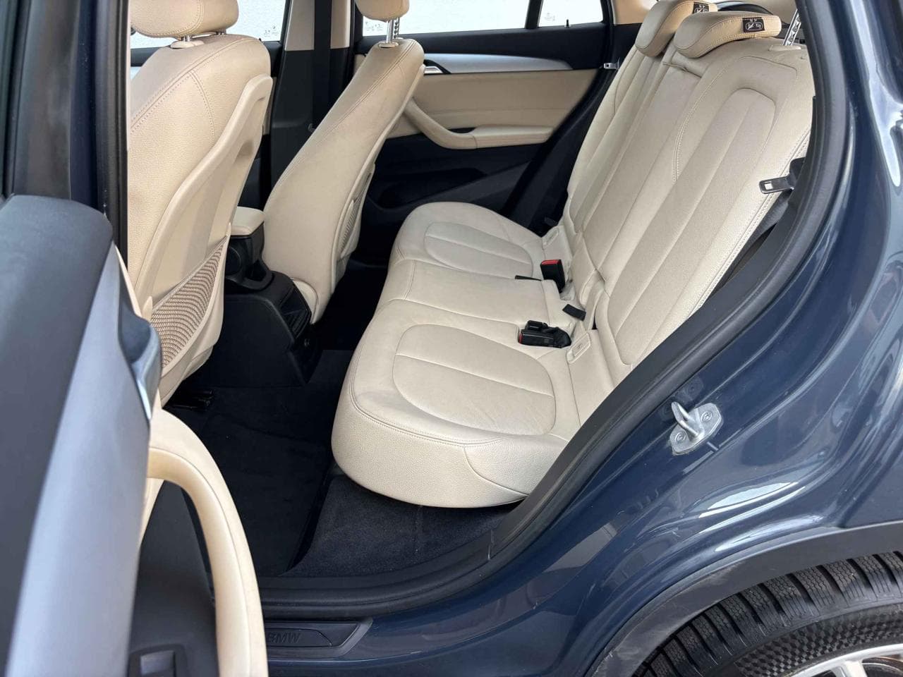 2018 BMW X1 - 19