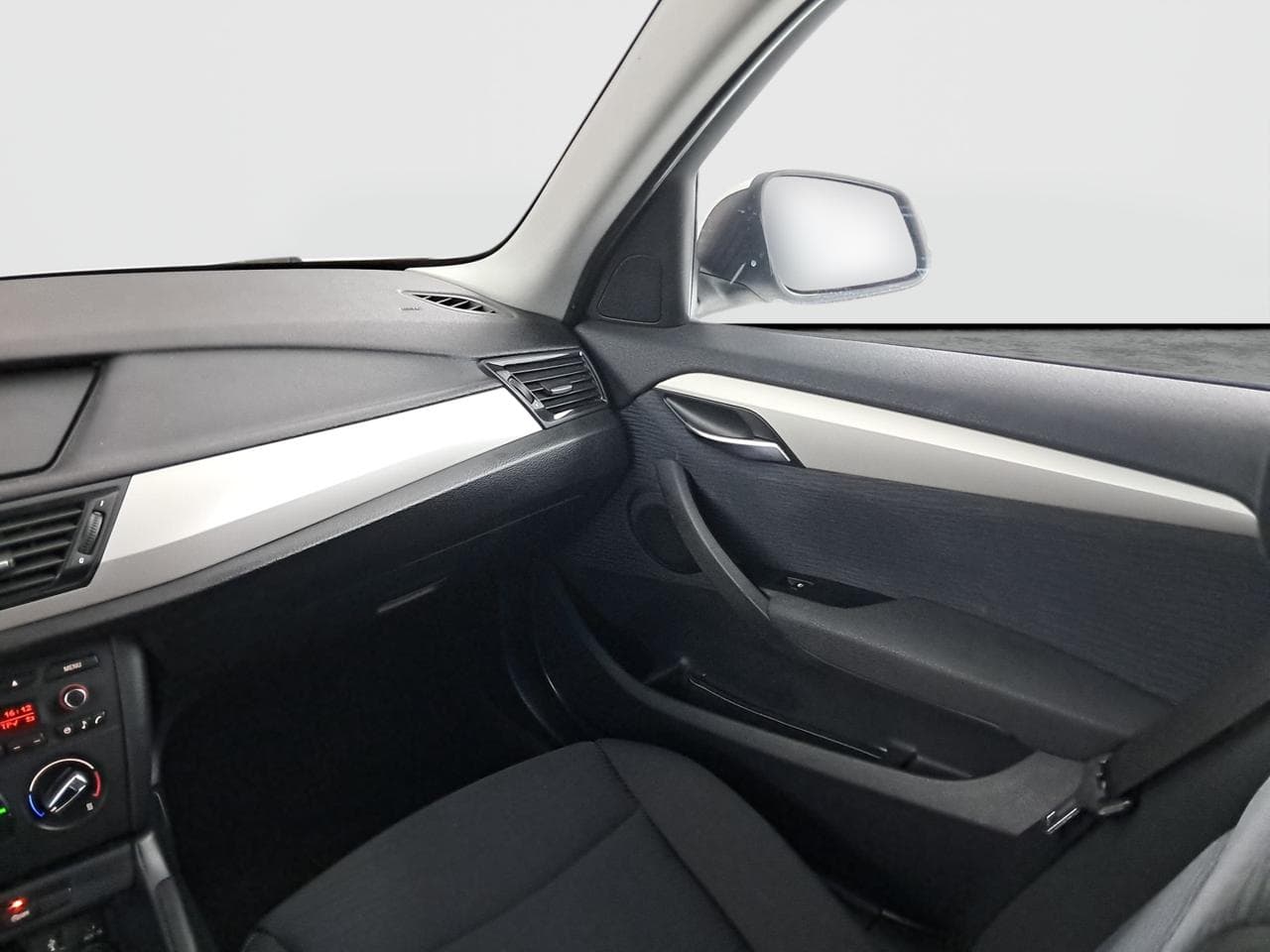 2014 BMW X1 - 11