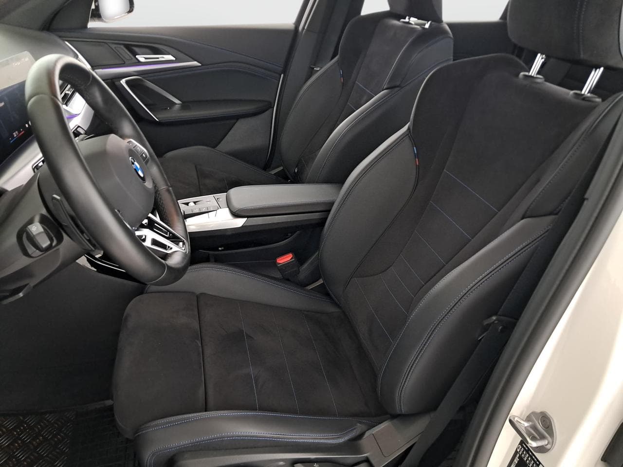 2024 BMW X1 - 16