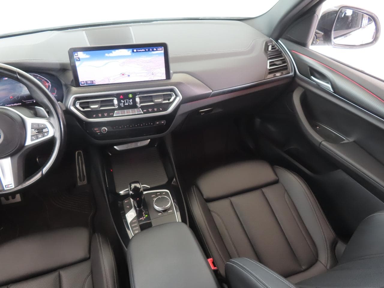 2022 BMW X3 - 11