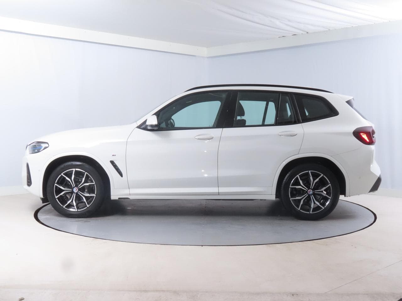 2022 BMW X3 - 4