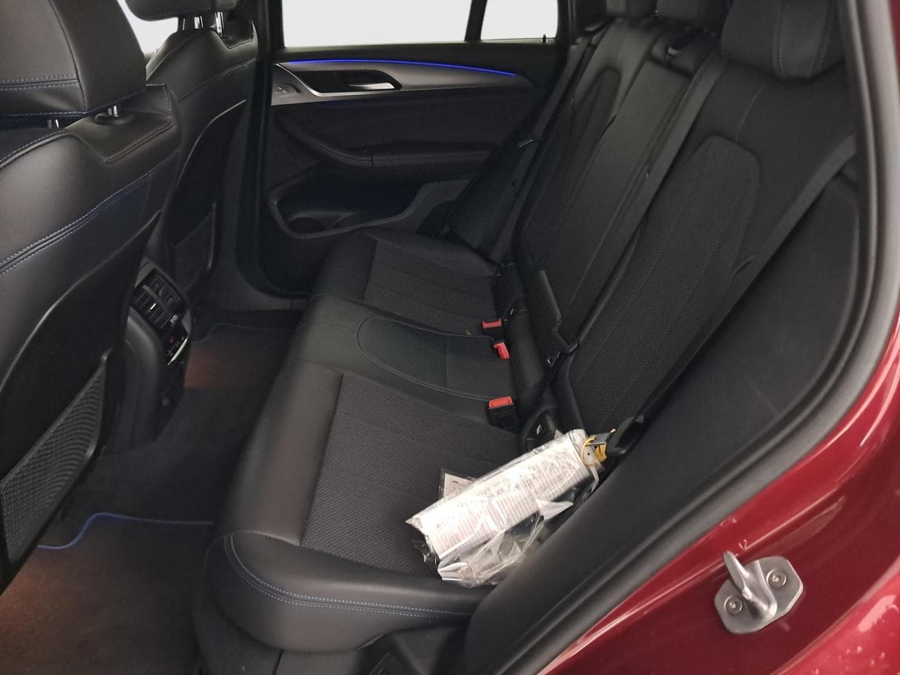 2018 BMW X4 - 25