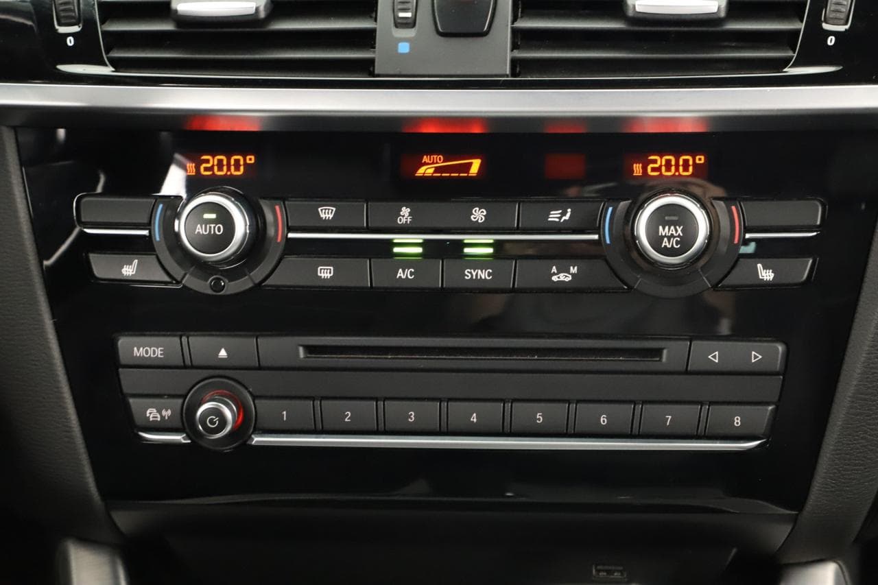 2016 BMW X4 - 30