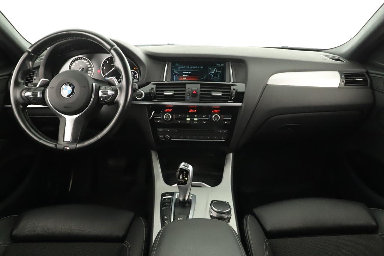 2016 BMW X4 - 11