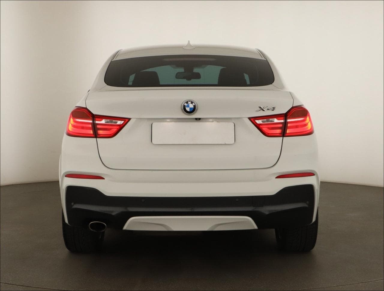 2016 BMW X4 - 8