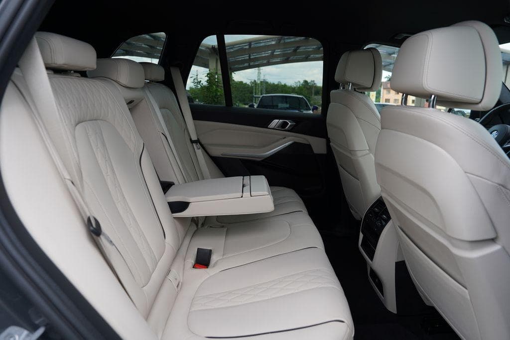 2022 BMW X5 - 32