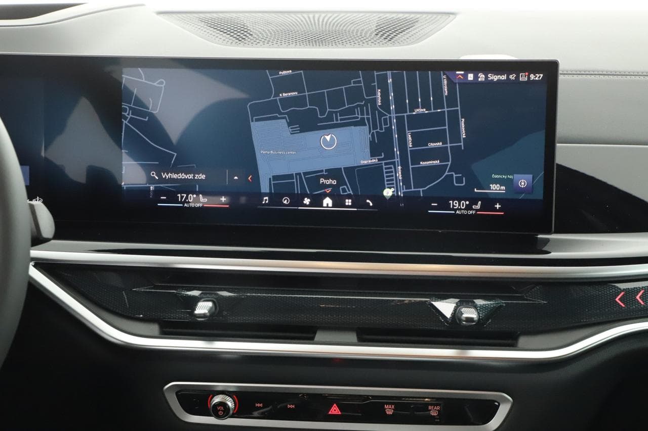 2025 BMW X5 - 34