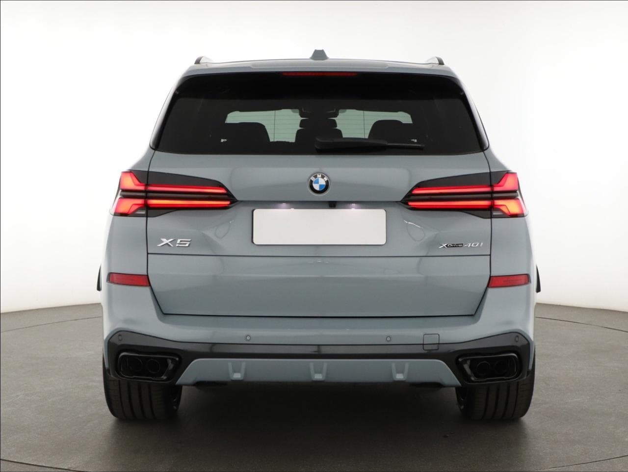 2025 BMW X5 - 7