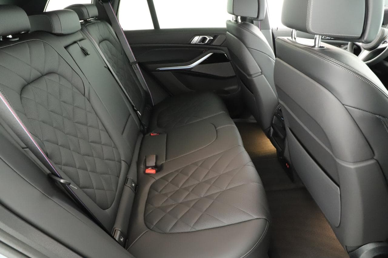 2025 BMW X5 - 16