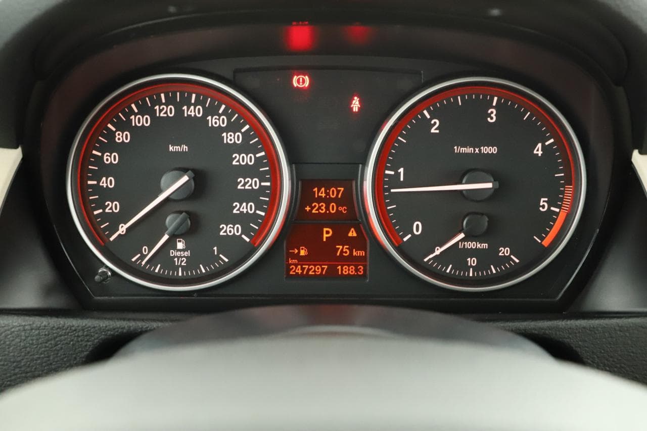 2010 BMW X1 - 18