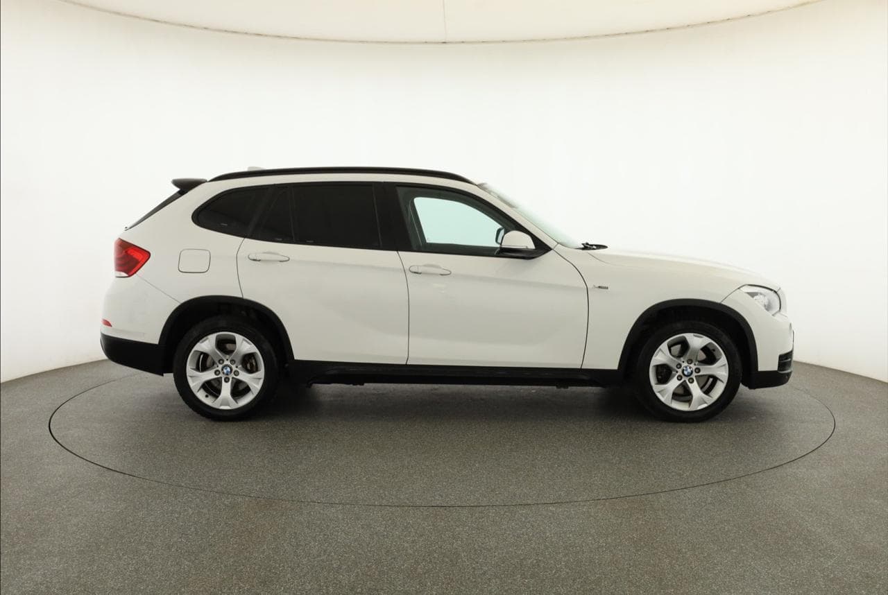 2013 BMW X1 - 8