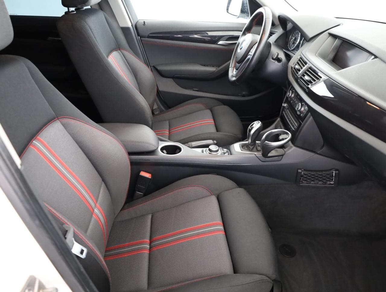 2013 BMW X1 - 10