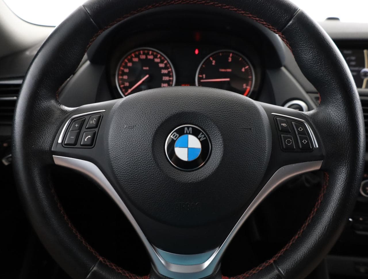 2013 BMW X1 - 14