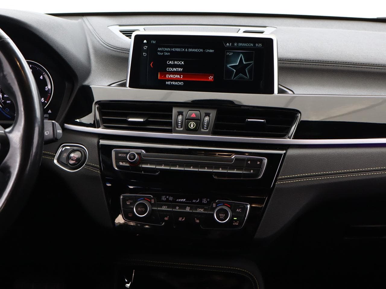 2019 BMW X2 - 16