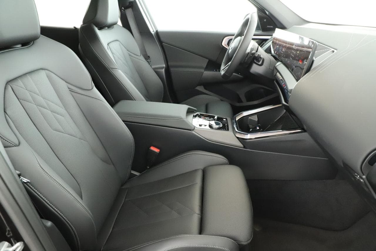 2025 BMW X3 - 10