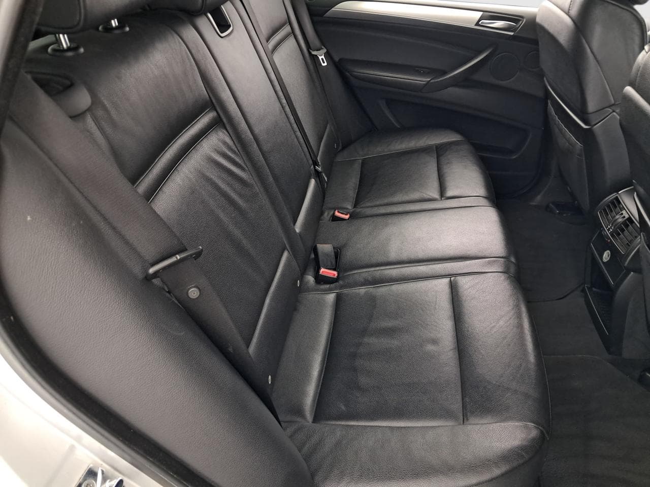2009 BMW X5 - 13