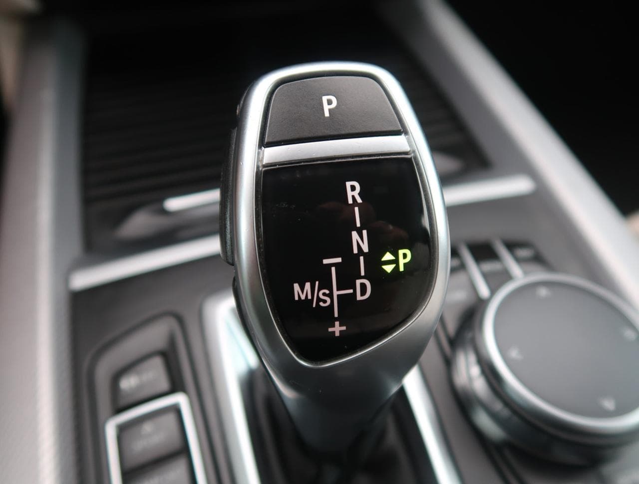 2018 BMW X5 - 18