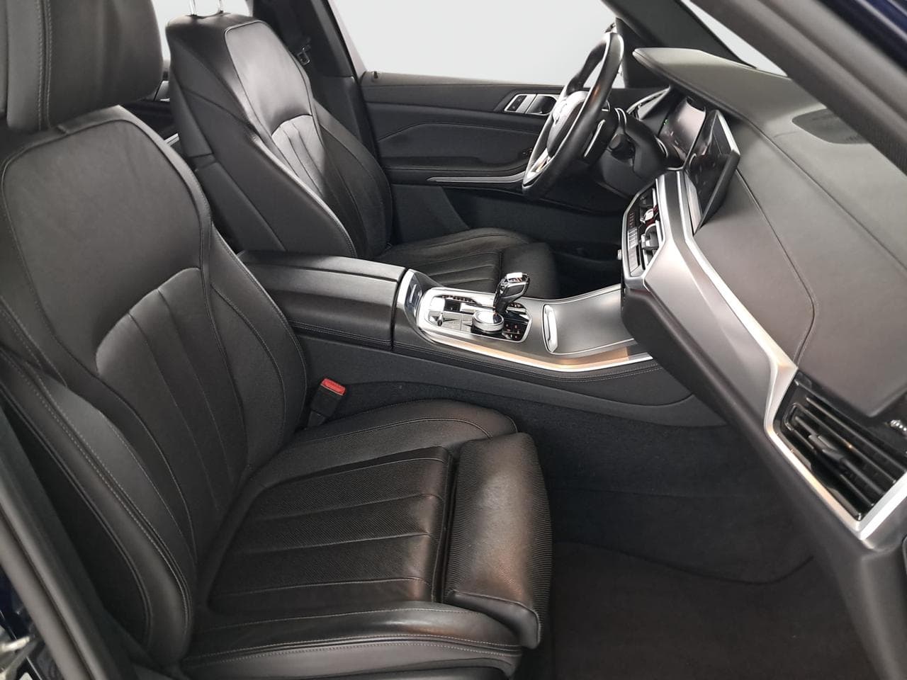 2021 BMW X5 - 12