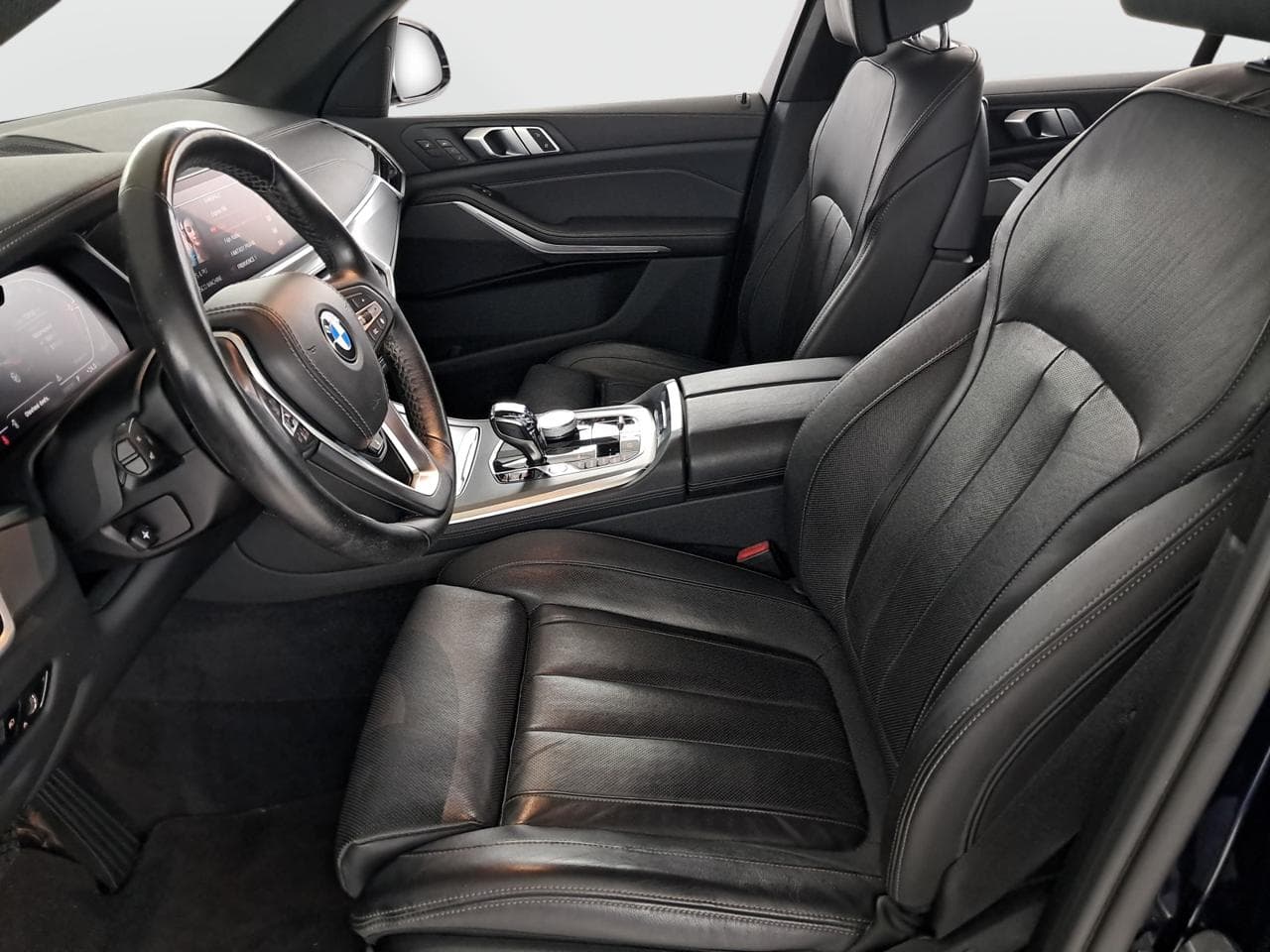 2021 BMW X5 - 16