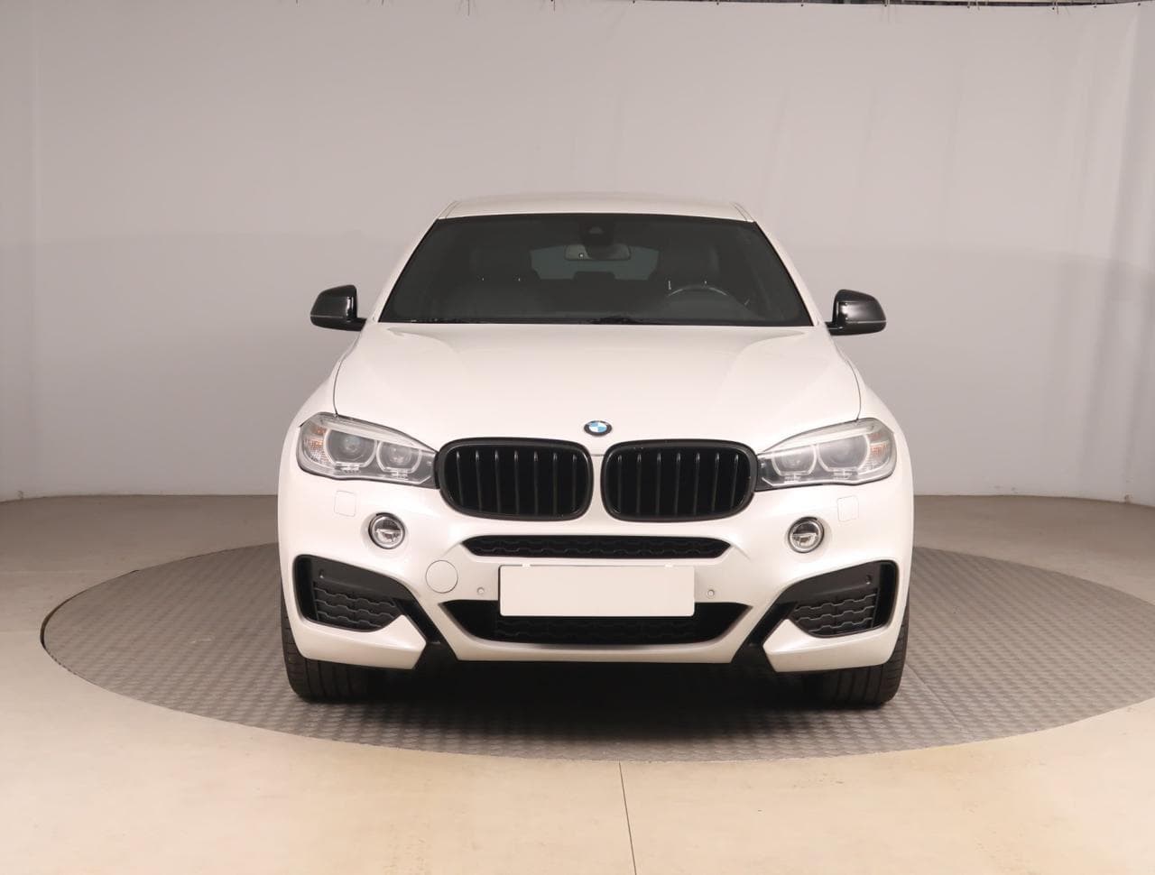 2017 BMW X6 - 2